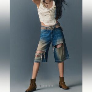 Anthropologie Pilcro Destroyed Knee-Length Washed Denim Shorts Size 27